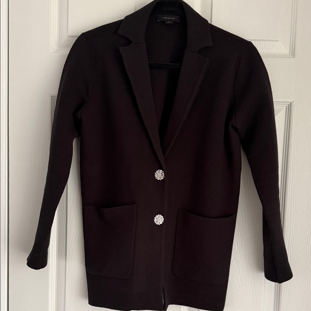 Ann Taylor black blazer